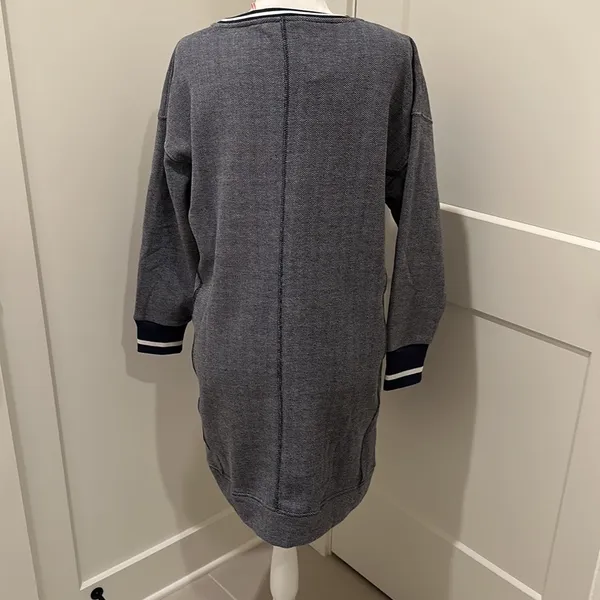NWT Vineyard Vines Varsity Sweatshirt Dress Sz L - Image 10