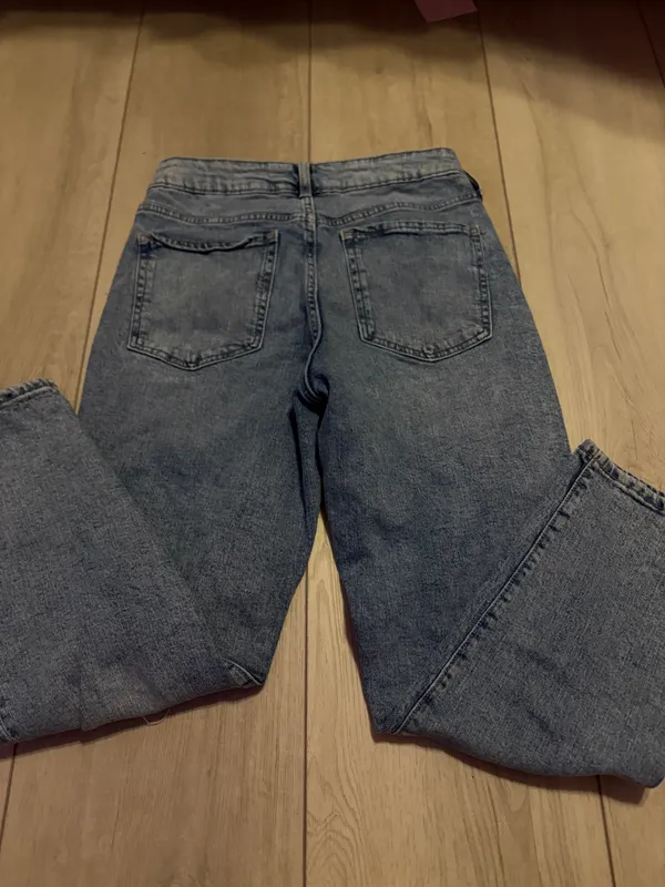 Old Navy Jeans - Image 2