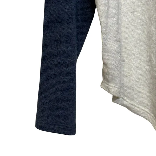 American Eagle Womens Top Soft & Sexy Plush Raglan Sleeve White Blue Medium - Image 5