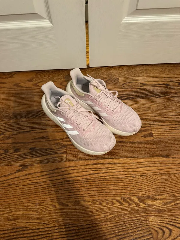 Adidas Women's Soft Pink Sneakers - Image 2