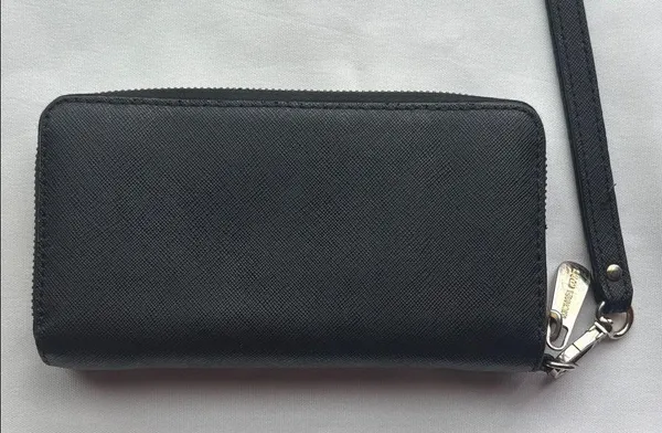 Michael Kors Leather Zip Around Wallet / Wristlet Black GUC - Image 2