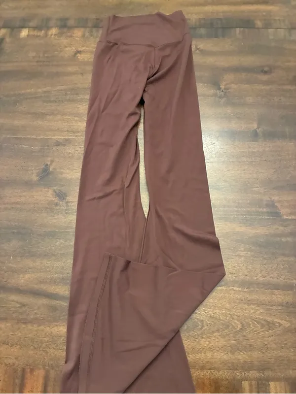 Offline by Aerie Real Me High Waisted Crossover Flare Leggings Brown Small Yoga - Image 3