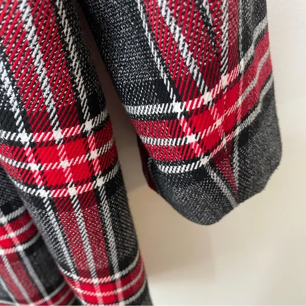 Nine West plaid over coat/blazer in size 16 red gray white - Image 12