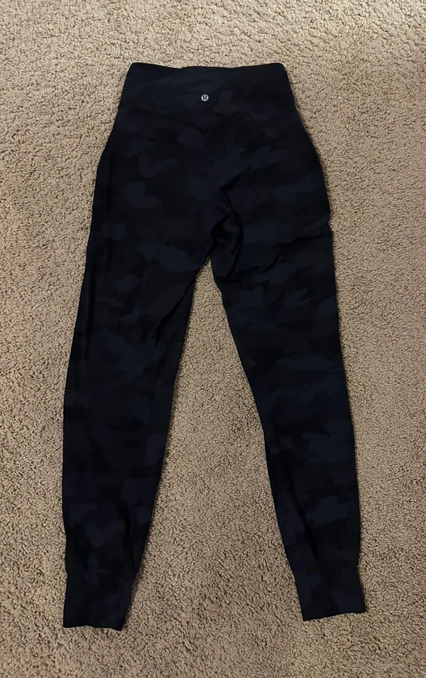 Lululemon Align Joggers - Image 2