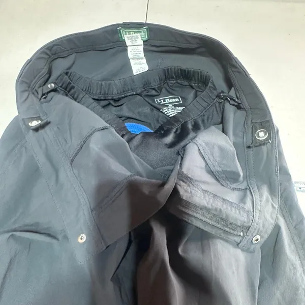 LL Bean Comfort Cycling Capris Pants Removable Shorts Size Medium‎ Black Hiking - Image 15