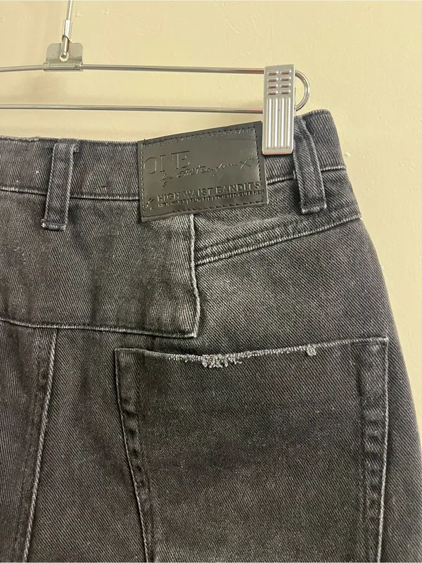 One x One Teaspoon Black Anchor Bandits Denim Shorts Size 24 - Image 6