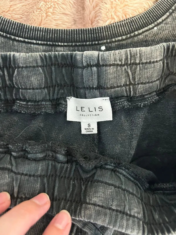 These Three Boutique Matching Set - Image 5