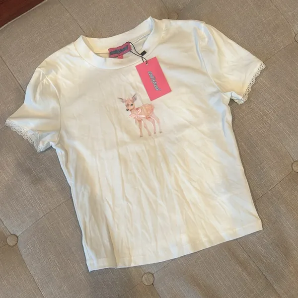 NWT Edikted Women's My Dear T-shirt Size Small - Image 3
