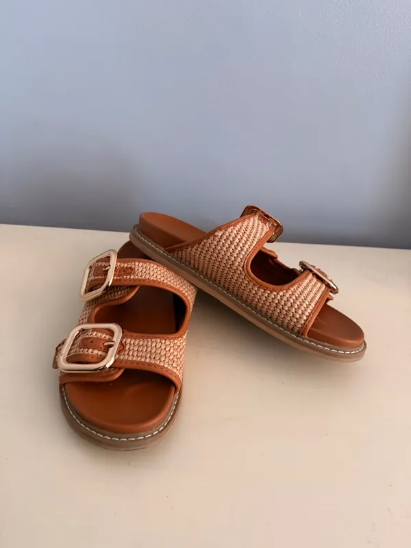 Target Sandals - Image 2