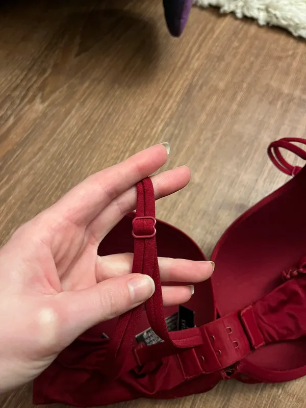 Victoria's Secret Bra - Image 4