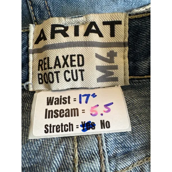 Ariat‎ M4 Relaxed Boot Cut Denim Shorts Medium Wash Distressed Raw Hem 32/34 - Image 3
