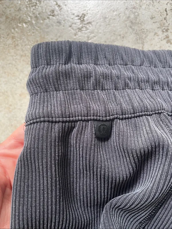 Lululemon Ribbed Softstreme Mid-Rise Pant Black - Image 15