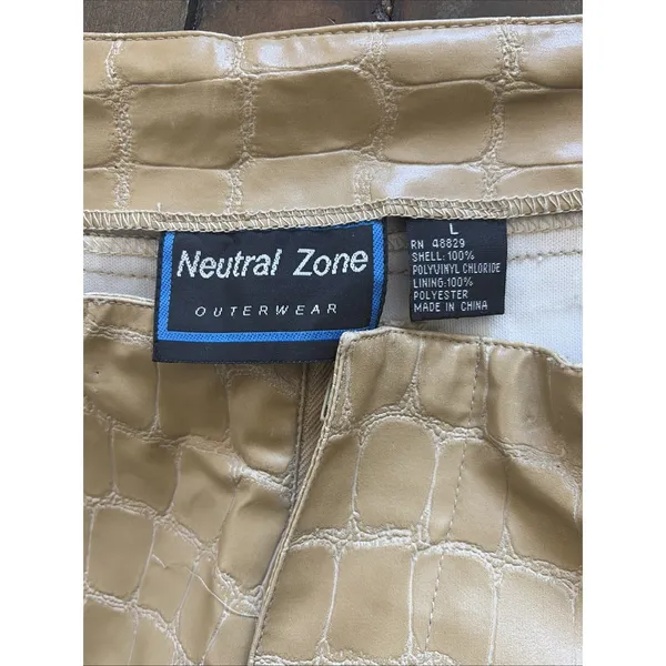 Neutral Zone Croc Embossed Faux Leather Pants Womens Size L Tan Y2K Flare PVC - Image 3
