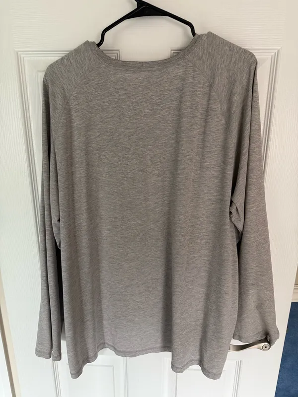 Carhartt Long Sleeve - Image 3
