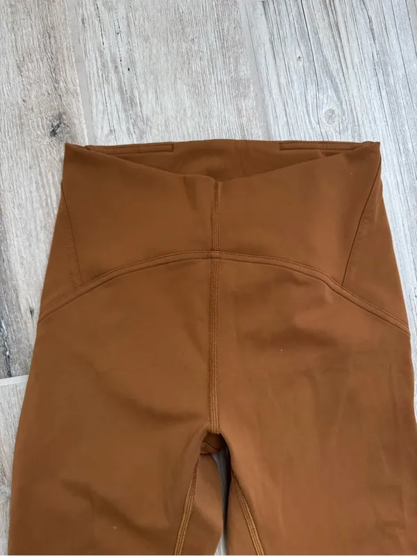 Lululemon InStill High-Rise Tight 25" Roasted Brown Size 4 Gently Used - Image 5