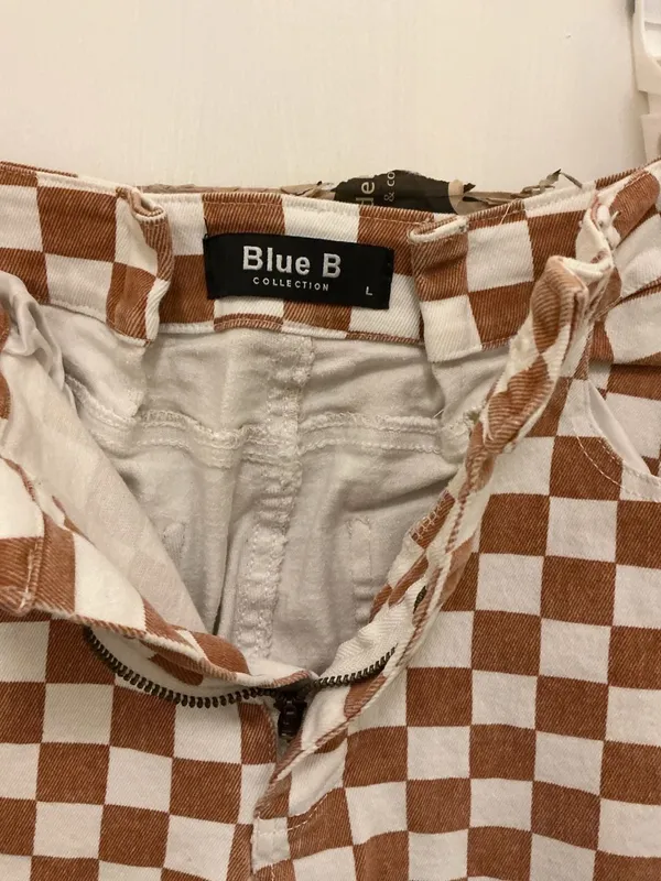 Blue B Collection Size L Brown and White Checkered Flare Pants - Image 2