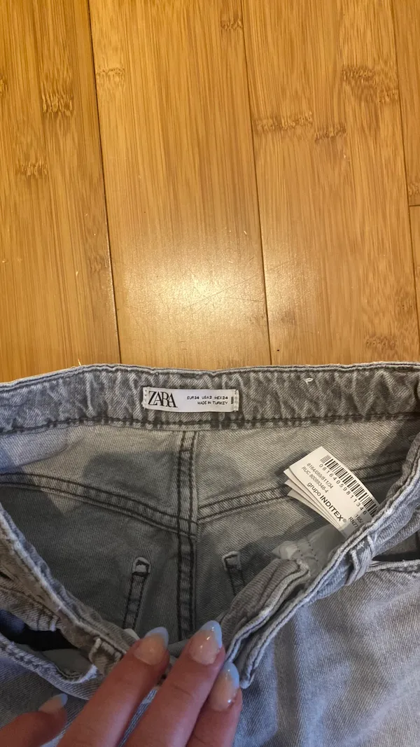ZARA Jeans High-Rise Straight - Image 3