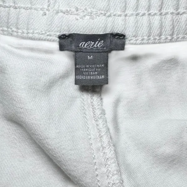 Aerie Pull On Elastic Waist Distressed Cut Off White Denim Shorts Medium 3 Inch - Image 4