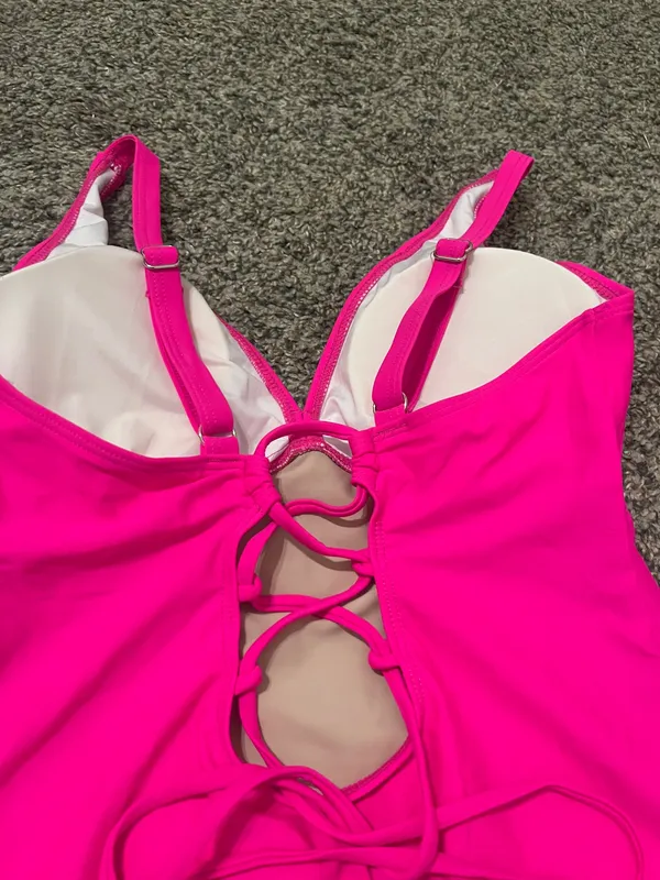 BMJL Stylish pink one-piece swimsuit featuring elegant embroidery. Perfect for beach days. - Image 8