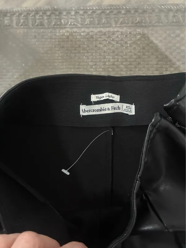 Abercrombie & Fitch Size XS Vegan leather pants. - Image 2