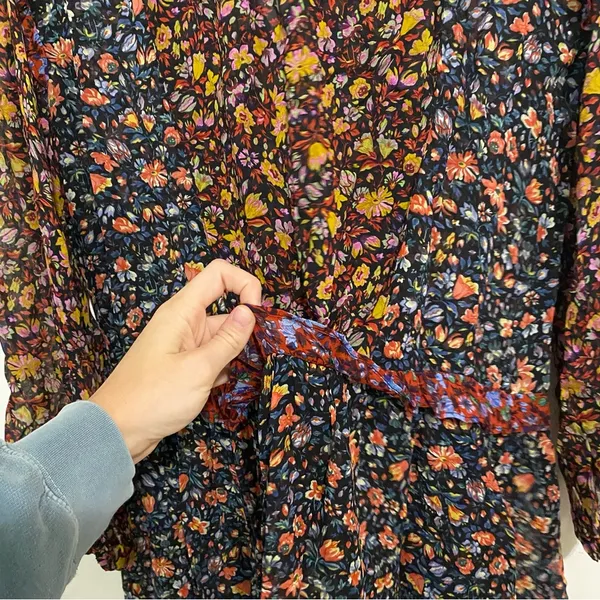 Anthropologie Sheer Floral Flowy Dress size Medium - Image 10