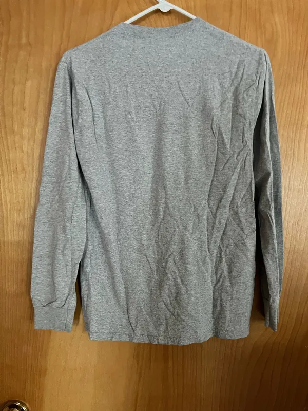 Gildan Long Sleeve Tee - Image 5