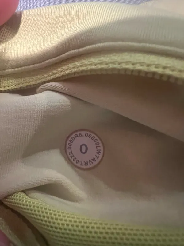 Lululemon Shorts Speed Up - Image 4