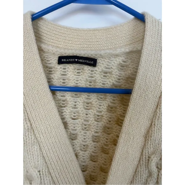 Brandy Melville Cream Cable Knit Wool Blend Cardigan Button Front Chunky -M - Image 2