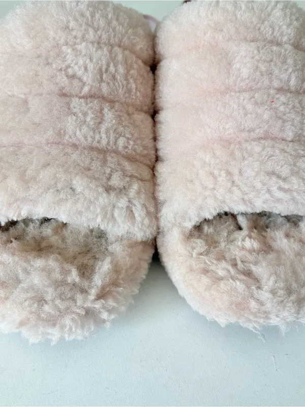 UGG Fluff Yeah Slide Women's Sheepskin Slipper Sandals Light Pink Size 9 - Image 4