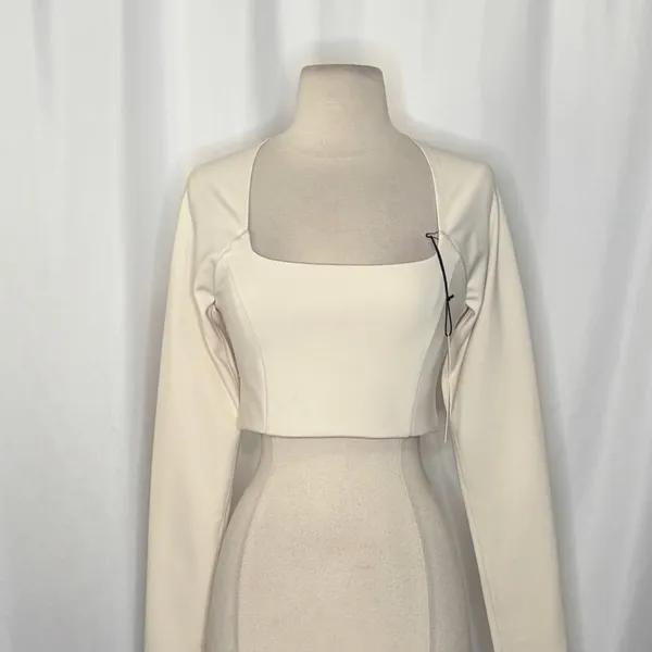 NWT!! GIRLFRIEND COLLECTIVE Kinsley Ivory Long Sleeve Cropped‎ Top Medium - Image 3
