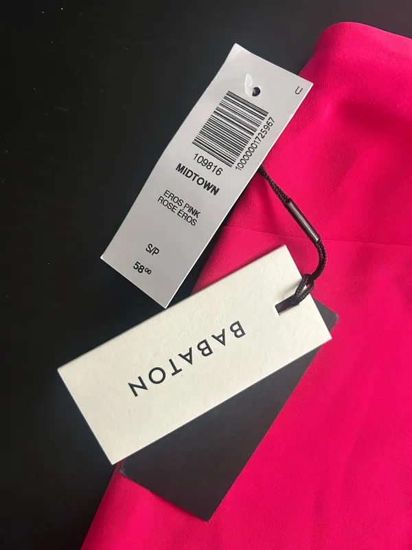 Aritzia Babaton Midtown Tube Top - Image 4