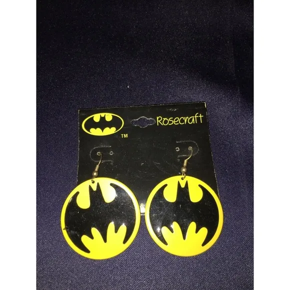 VTG DC Comic 1964 Rosecraft‎ Black Yellow Bat Symbol Batman Metal Earrings - Image 2