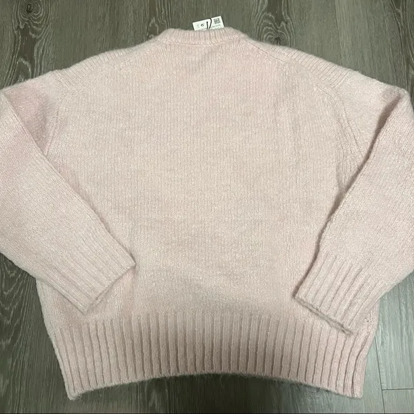 NWT zara baby light pink fluffy sweater - Image 4