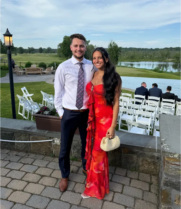Red Dress Windsor - Image 6
