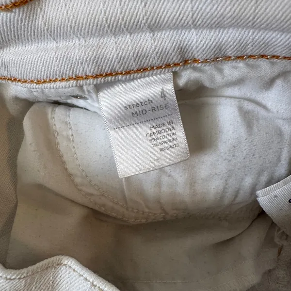 Y2K Old‎ Navy White Denim Shorts Mid Rise Stretch Cotton 4 Summer Beach Casual - Image 4