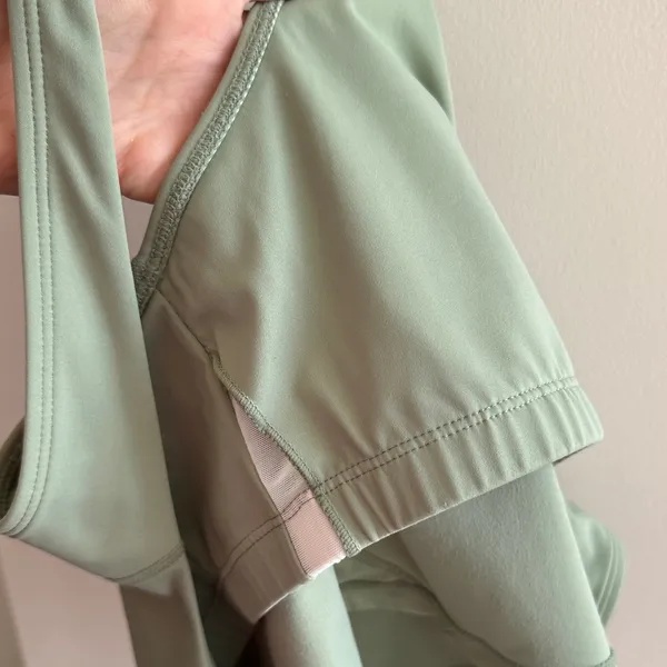 Light Green Racerback Sports Bra, Workout Gear, Women’s Activewear, Size Large - Image 11