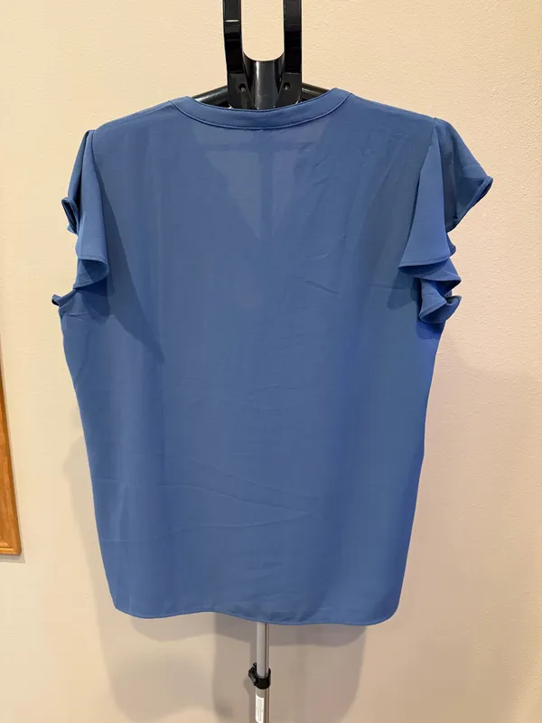XL V - Image 2