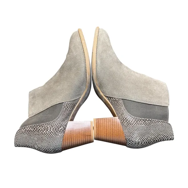 Vionic Anne Booties Womens Size‎ 9.5 Gray Suede Snake Print Ankle Zip Comfort - Image 5