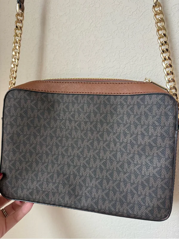 Michael Kors Jet Set Large Printed Logo Crossbody Bag - Image 5