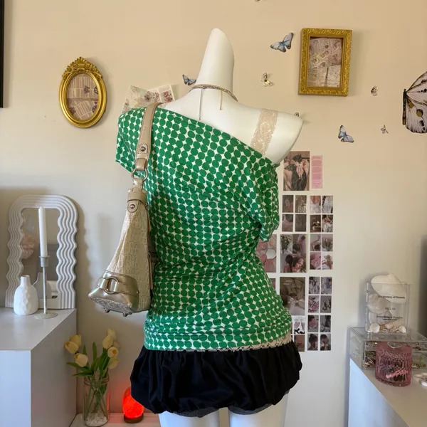 Banana Republic Vintage Y2K Green Polka Dot Asymmetric Top Women Size Small One - Image 2