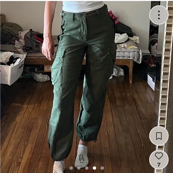 Artizia TNA green cargo pants • Size 4 - Image 5