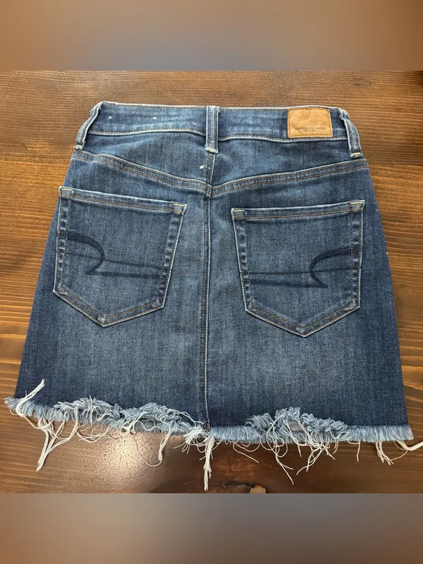 American eagle high rise mini skirt. Next level stretch. Zipper slits. Size 00 - Image 3