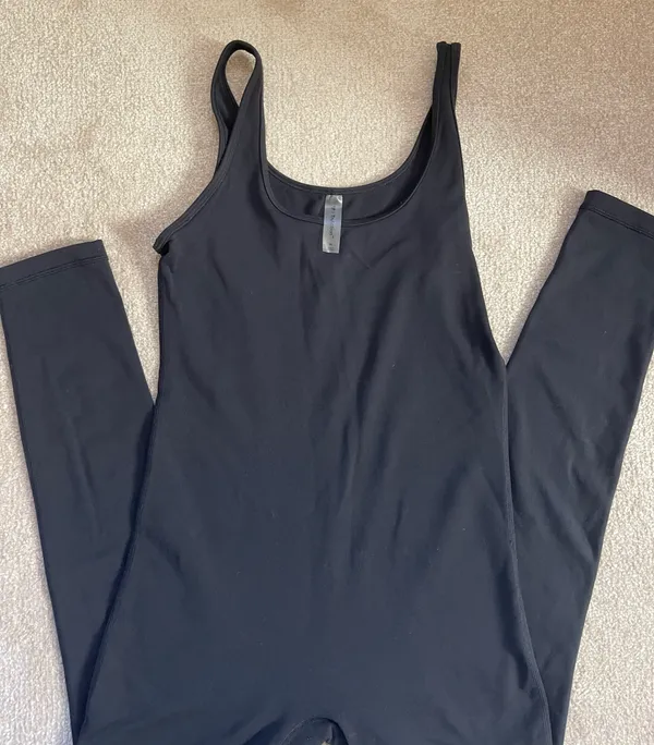 Aritzia TNA Jumpsuit - Image 3
