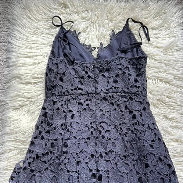 Astr The Label Lace A-Line Midi Dress Navy - Image 12