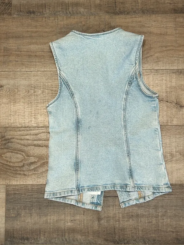 American Eagle Denim Button-Up Too - Image 2