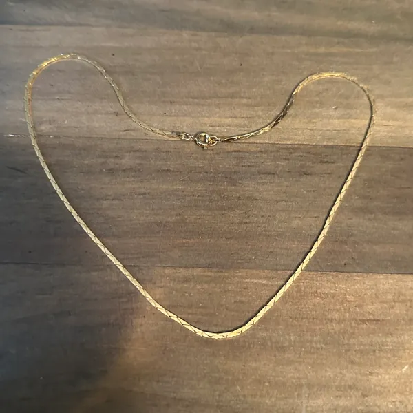 Vintage Gold Tone Cobra Chain Necklace - Image 2