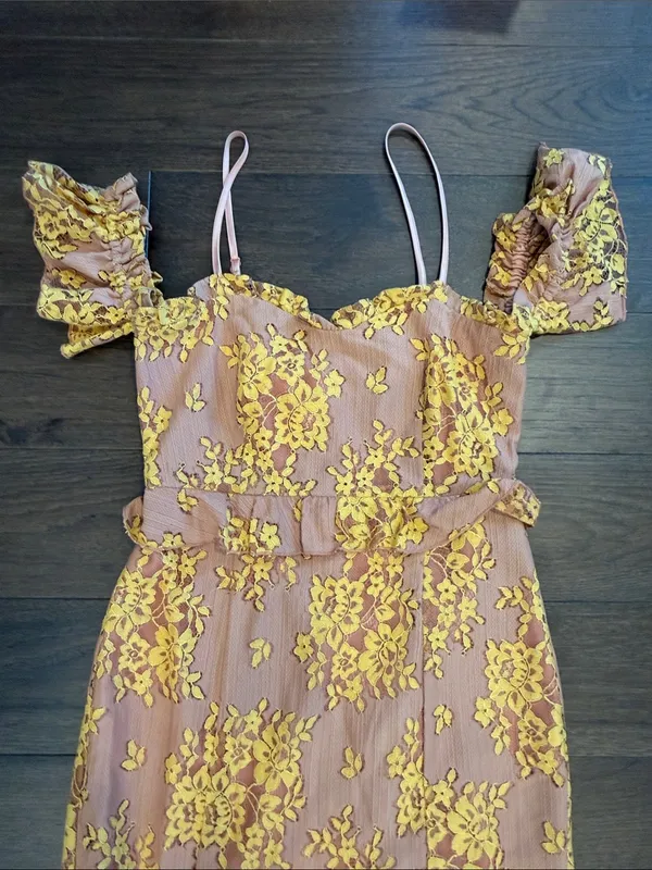 MAJORELLE Sashie Midi Dress in Golden Blush Size XS - C57-007 - Image 4