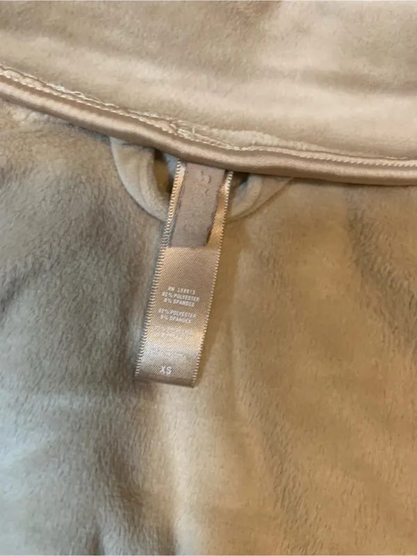 SKIMS Taupe Plush Robe Ladies Sz XS Velour Luxury Missing Belt Plush - Image 5