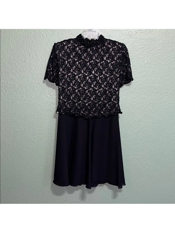 Vintage Elegant Black Lace Top and Skirt Set Two Piece Dress semi Formal - Image 2