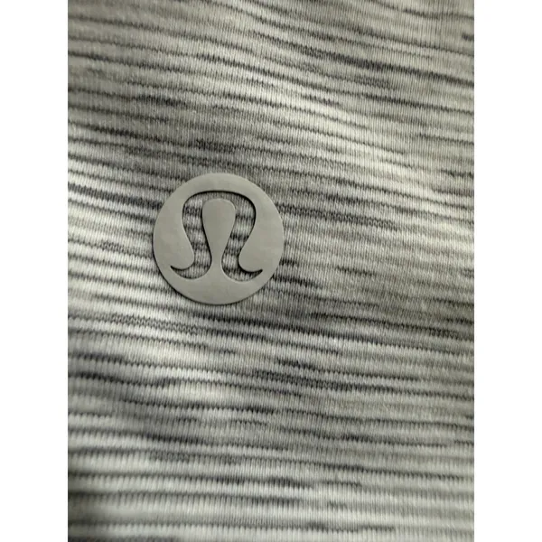 Lululemon On The Fly‎ Shorts Womens 4 Gray High Waist Pockets 3" Pull On Gym - Image 4